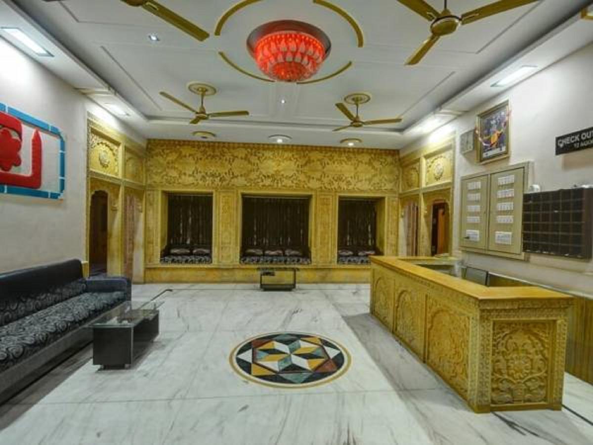 Hotel Neeraj Джайсалмер Экстерьер фото